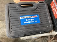 Pittsburgh Bolt type wheel puller set