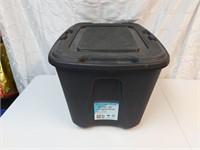 Storage Tote with Lid 68L