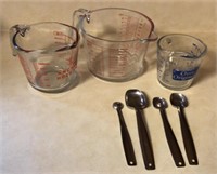 Glass Measuring Cup Lot and Teaspoon Set