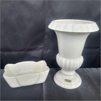 Haeger Pedestal Vase Cream/ivory & Upco Resale $58