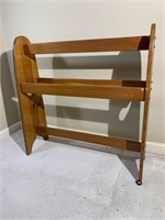 Quilt Rack with Hear Design