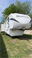 *2010 Keystone/Montana 5th Wheel Camper