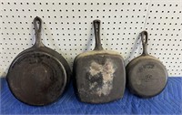 SQUARE SKILLET AND TWO WAGNER WARE FRYING PANS