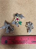 Lot of 3 Avon Brooches