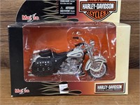 MAISTO 1:18th diecast Heritage springer Harley
