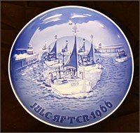 1966 Royal Copenhagen Hjem Til Jul plate