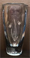 Strombergshyttan etched glass floral vase