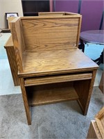 Small Desk w/ Divider 30"