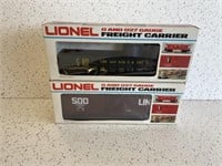 2 LIONEL FREIGHT CARS