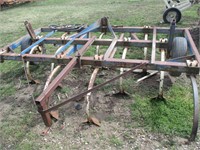 DMI Chisel Plow