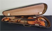 Antique Antonius Straduarius Violin & Case