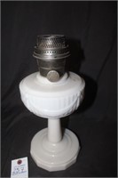 Aladdin Model B Lincoln Drape Oil Lamp