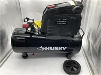 Husky Air Compressor 8 Gallon 150 PSI