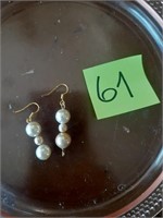 Drop Pearl Earrings