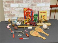 LARGE SELECTION OF VINTAGE TOYS