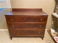 ANTIQUE 3 DRAWER QUEEN ANNE BURLED WOOD CHEST,