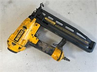 DEWALT 2.5" FINISH NAILER - D51256