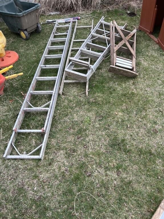 3 ALUMINUM LADDERS AND 1 WOODEN STEP LADDER