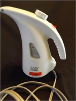 Easy Home Steamer for clothing--powers on