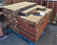 PALLET HAMPTON QUEEN SIZE BRICK STACK