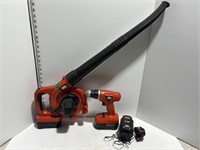 Lot: Black & Decker blower, drill, battery