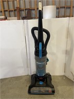 Bissel powerforce vacuum- works good