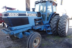 FORD 8830 POWERSHIFT TRACTOR