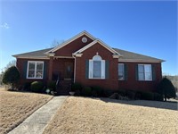 2900 Sq/ft Brick House