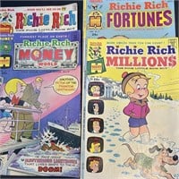Lot of 4 Vintage 1975 Comics Richie Rich