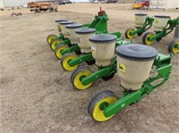 JD # 71 6RN Ground Driven Planter #