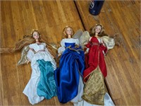 3 Princess Barbie Dolls