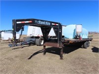 2003 Road King 9' x 32' GN Trailer #