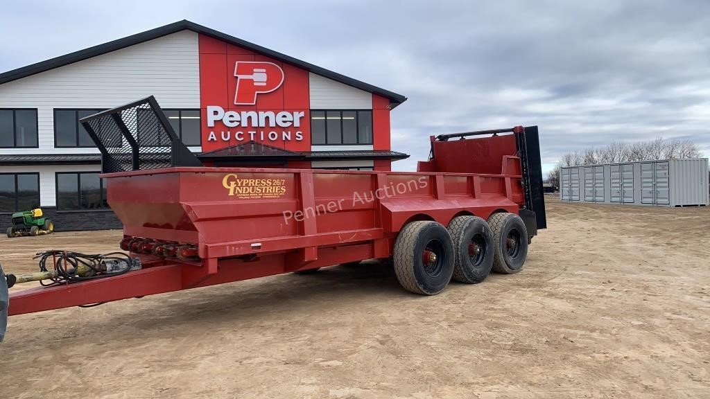 Cypress Industries 26/7 Vertical Manure Spreader