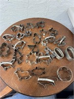 26PC Antique Metal Cookie Cutters