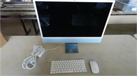 Apple IMAC w/ Magic Keyboard ,Magic Mouse