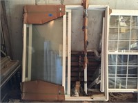 6 ft SLIDING GLASS DOOR W HARDWARE