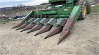 JD 643 Corn Head