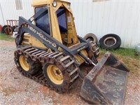 1989 NEW HOLLAND L553 SKID LOADER W/STEEL TRACKS