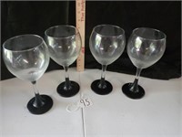 Wine glasses set of 4, can write name on base