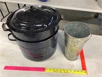 Double broiler pots / bucket