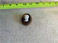 Vintage Cameo Brooch