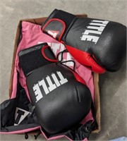 TITLE BOXING GLOVES