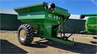 J&M 620 Grain Cart