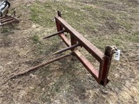 Loader mount bale spear