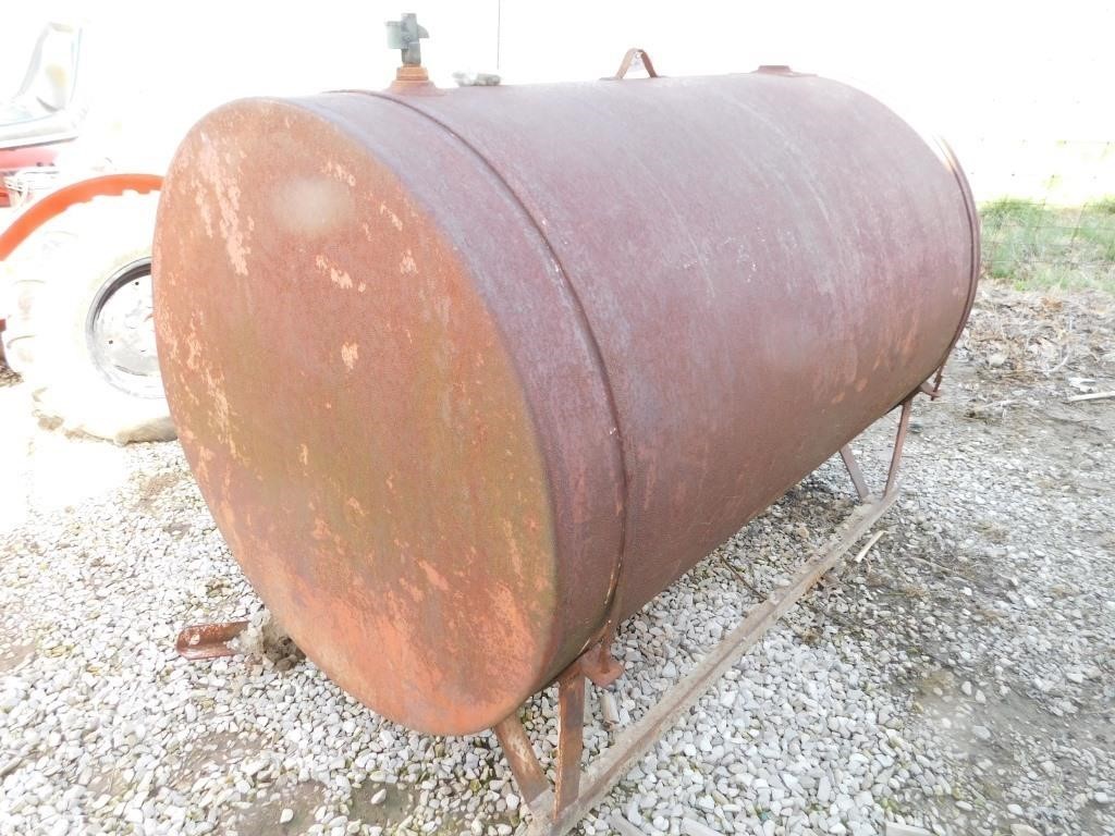 300 GALLON SKID FUEL TANK