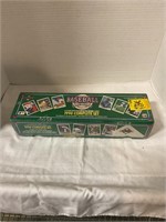 Upper deck sealed 1990 baseball cards