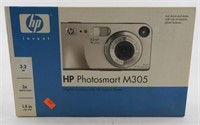 HP Photosmart M305 Camera in original box