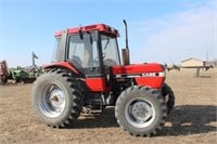 Case IH 895 MFWD tractor