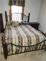 WOOD & IRON QUEEN SIZE BED COMPLETE