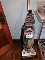 BISSELL LIFTOFF VACUUM CLEANER  FOR PETS
